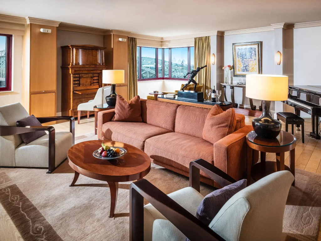 Presidential Double Suite (full double bed)