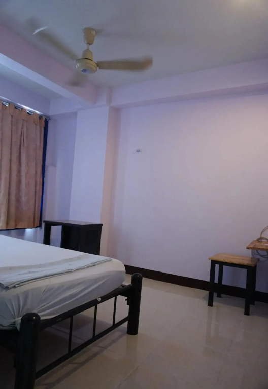 Basic Double room (full double bed)
