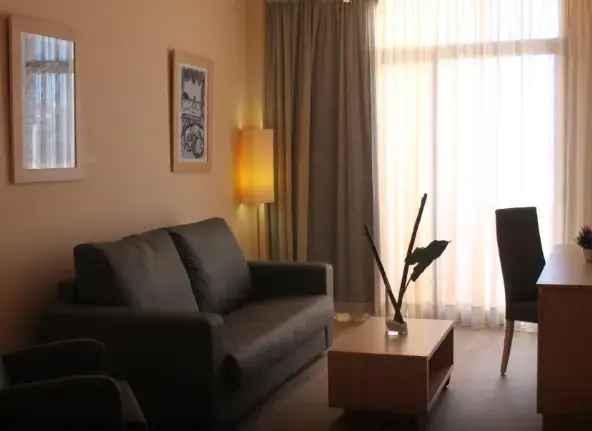 Advise Hotels Reina - Chambres