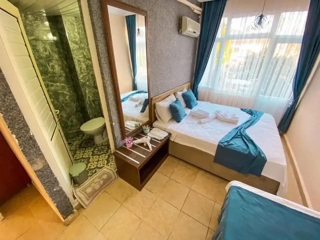 Standard Triple Family room with balcony