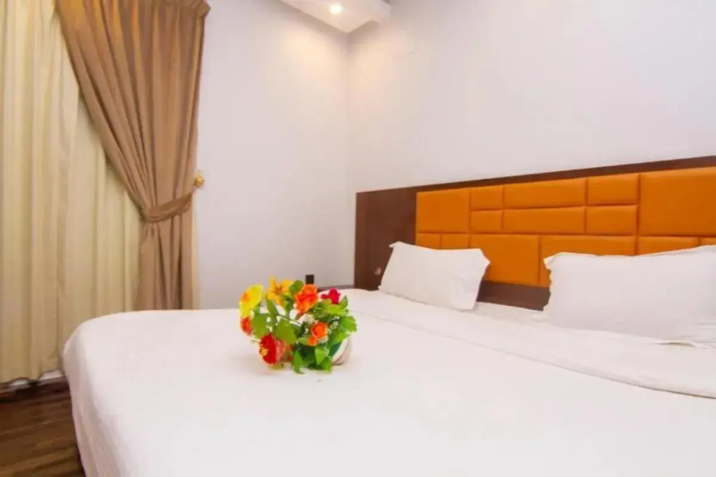 Standard Double room (full double bed)