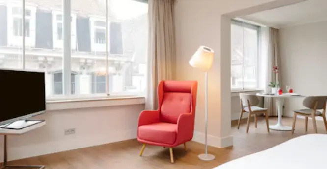 Двухместный полулюкс двуспальная кровать в NH Collection Brussels Centre