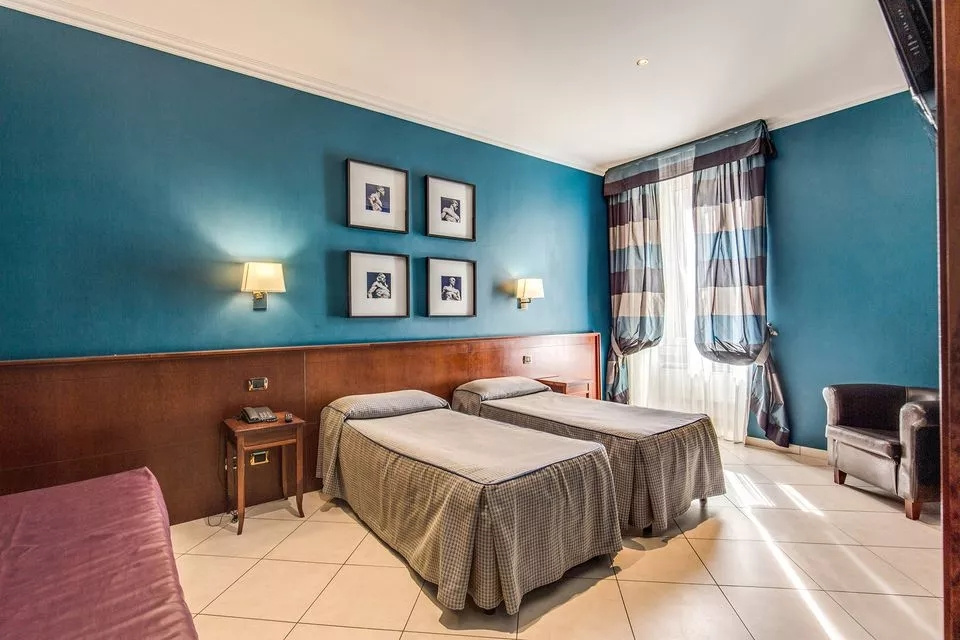 Double room (twin beds)
