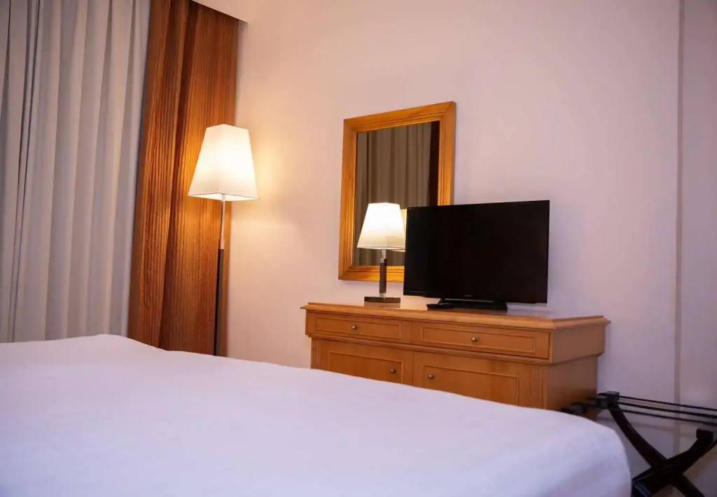 Golden Tulip Sharjah Hotel Apartments - Chambres