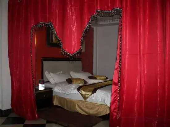 Senior Suite