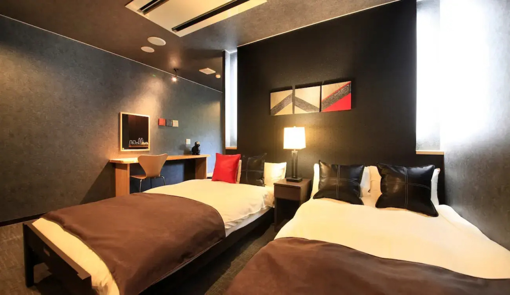 Japanese Modern Semi-Open-Air Bath Double room (twin beds)