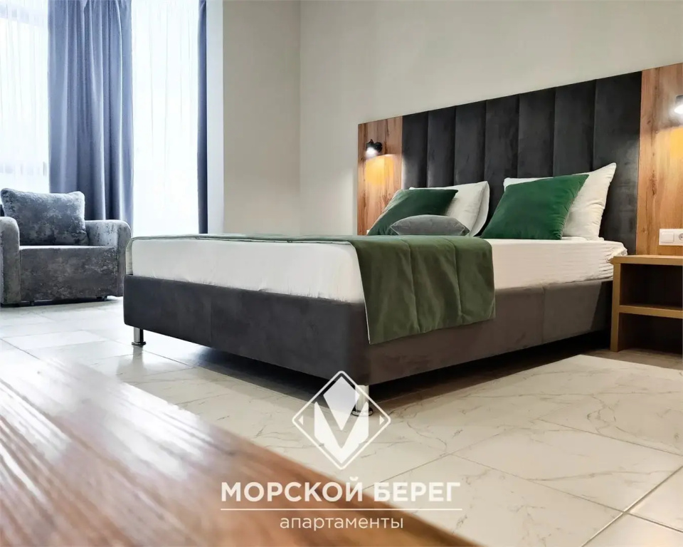 Deluxe Double room (full double bed)