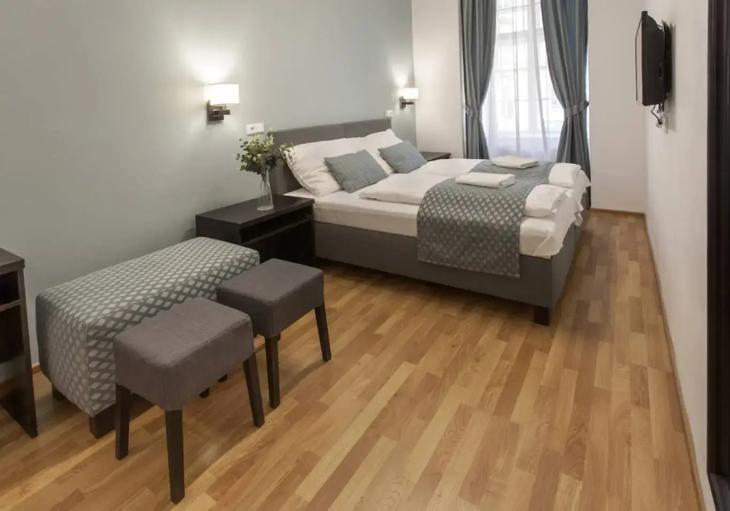 Pension Corto - Chambres