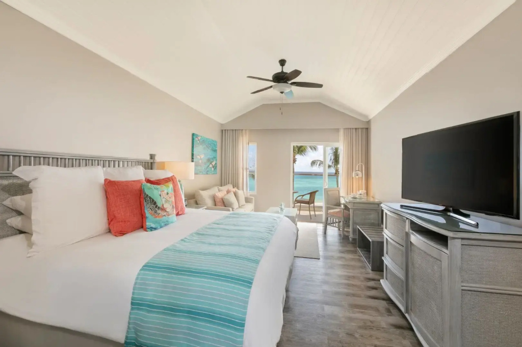 Classic room with ocean view