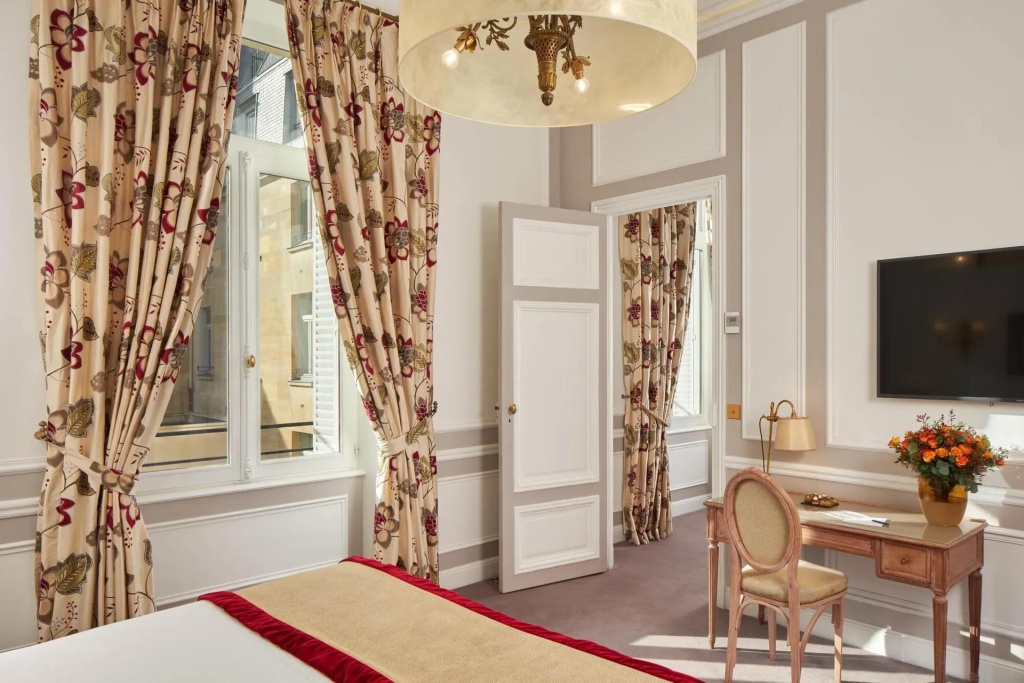 Hotel Regina Louvre 119