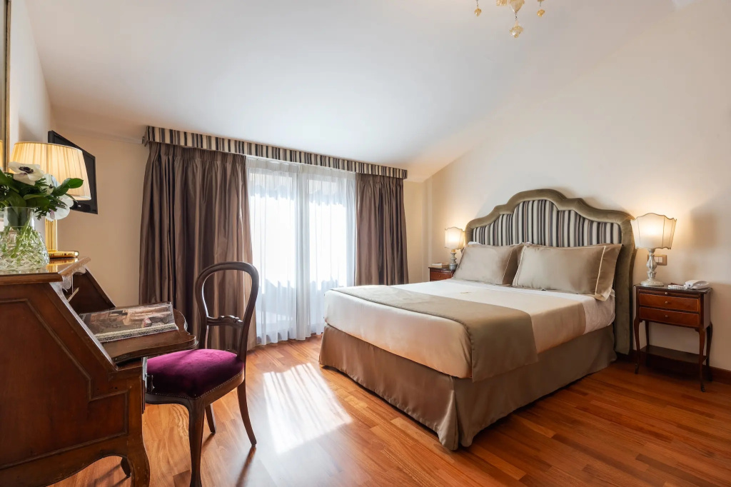 New Style Double room (full double bed)