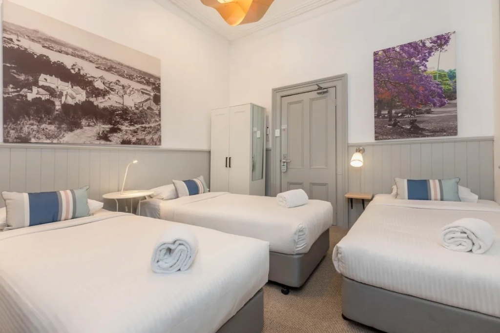 Triple room