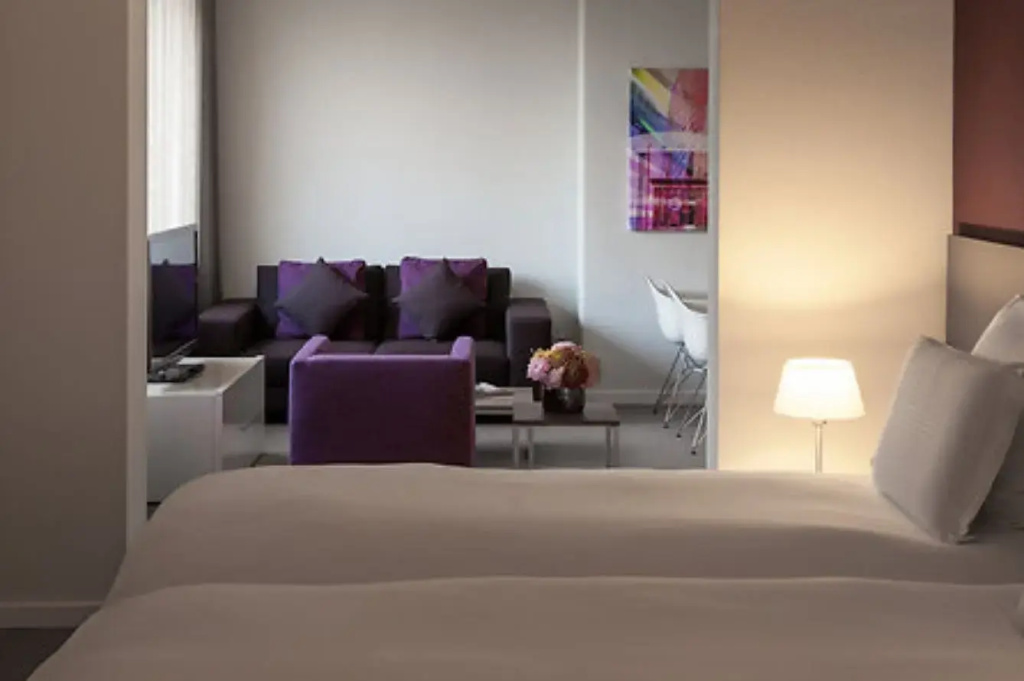 Double Studio full double bed