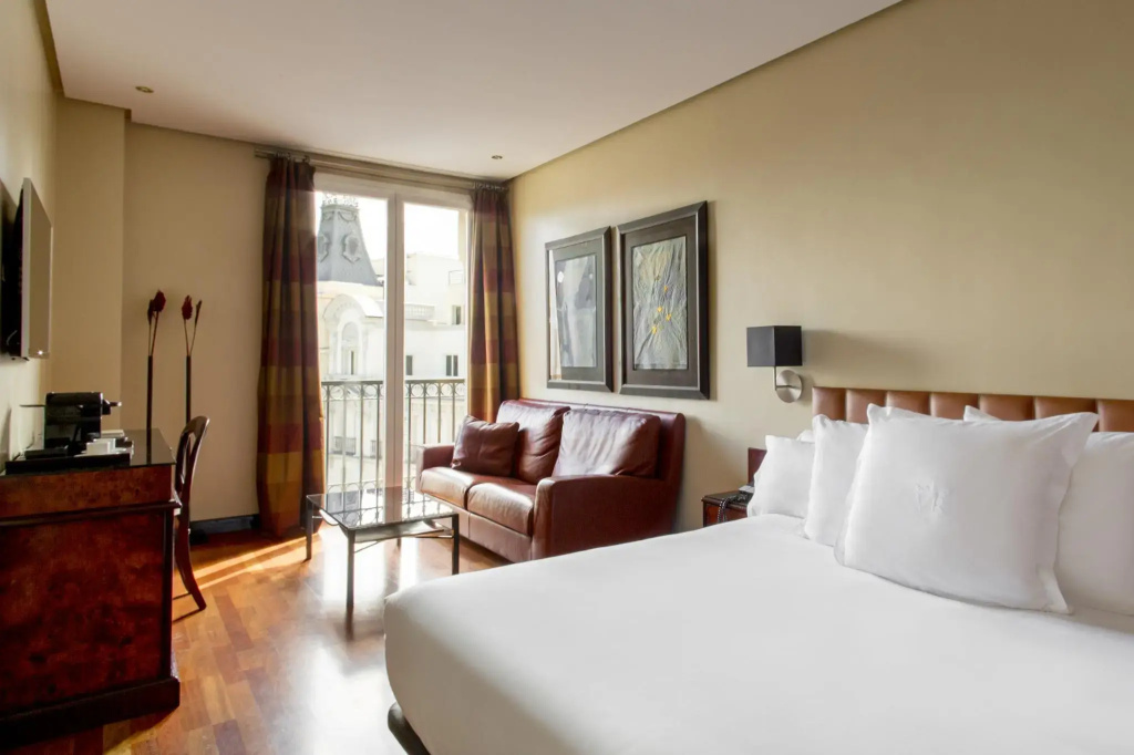 Superior Double room with view (full double bed)