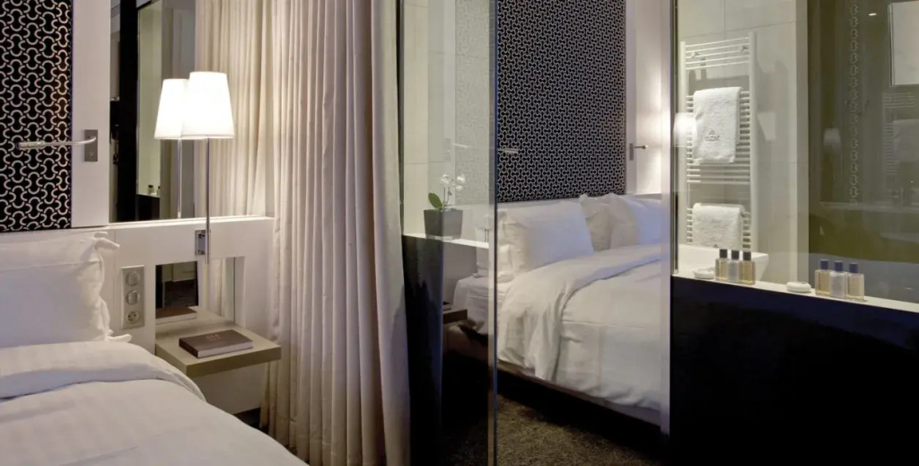 Hotel Etoile Maillot 40