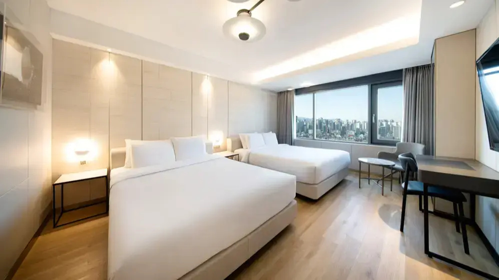 Deluxe Family room