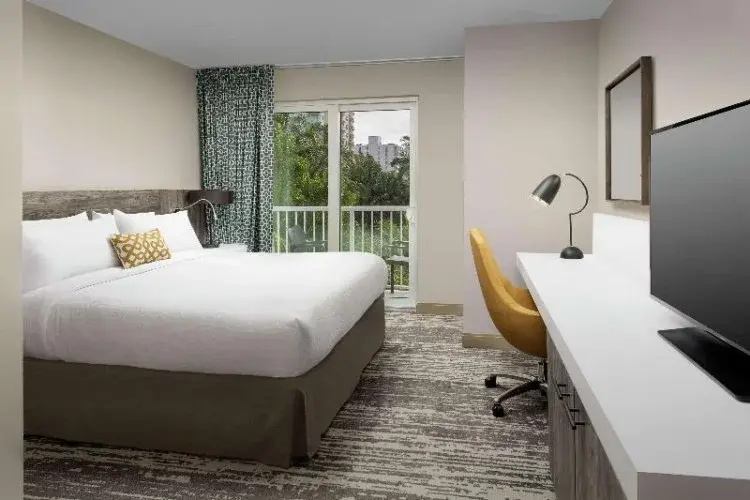Accessible W/ BATHTUB room