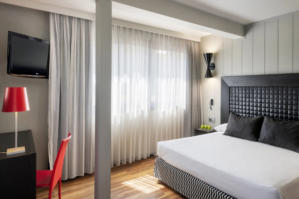 Salles Hotel Aeroport de Girona - Chambres