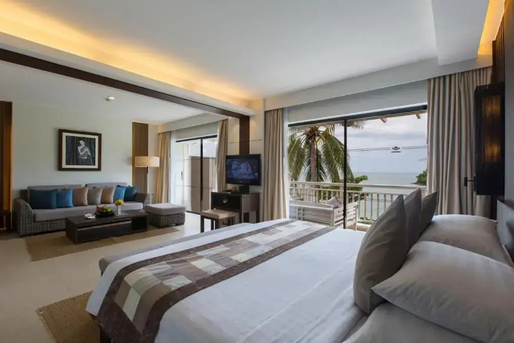 Family room with sea view
