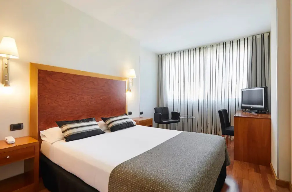 Exe Plaza Delicias - Chambres