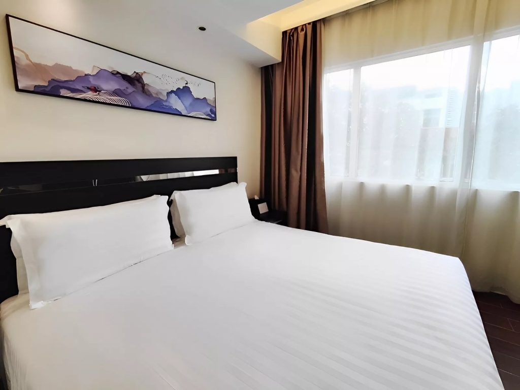 Executive Double Suite (full double bed)