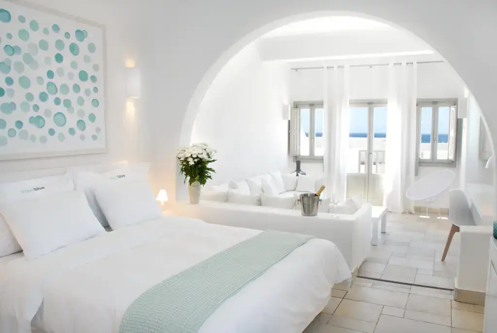 Double Studio Room with balcony and Sea View twin beds