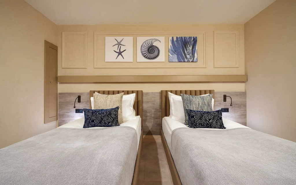 Family Quadruple room