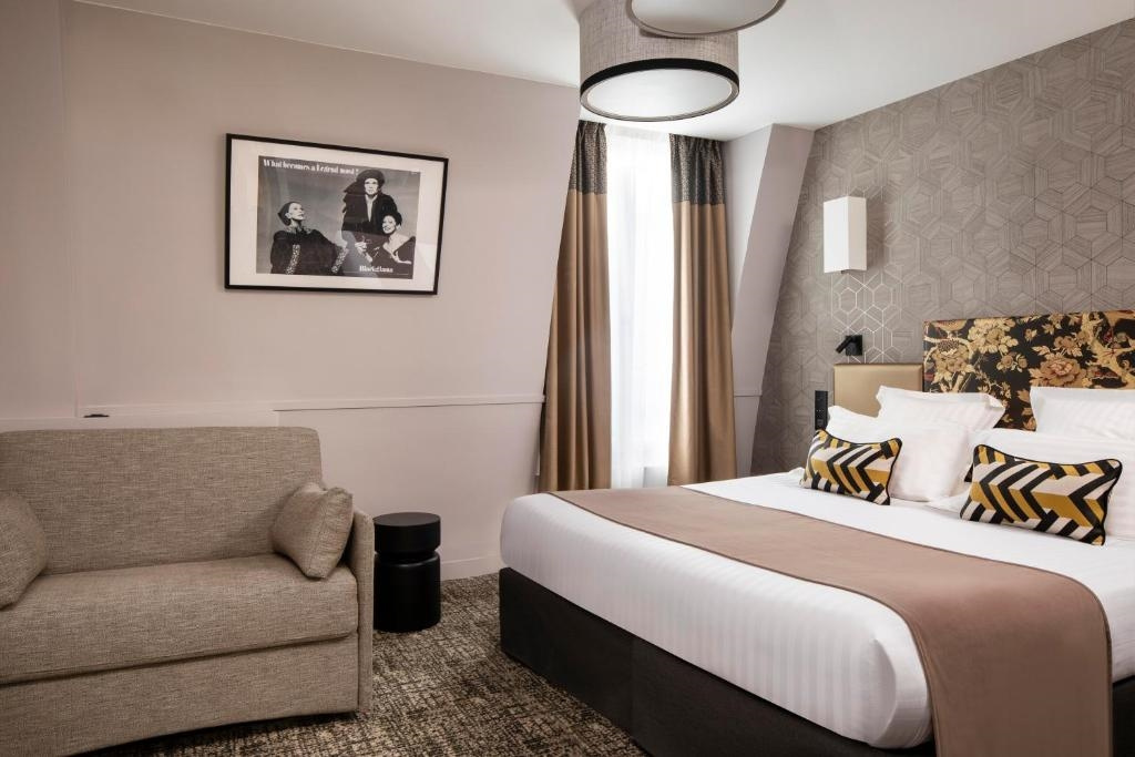 Superior Triple room