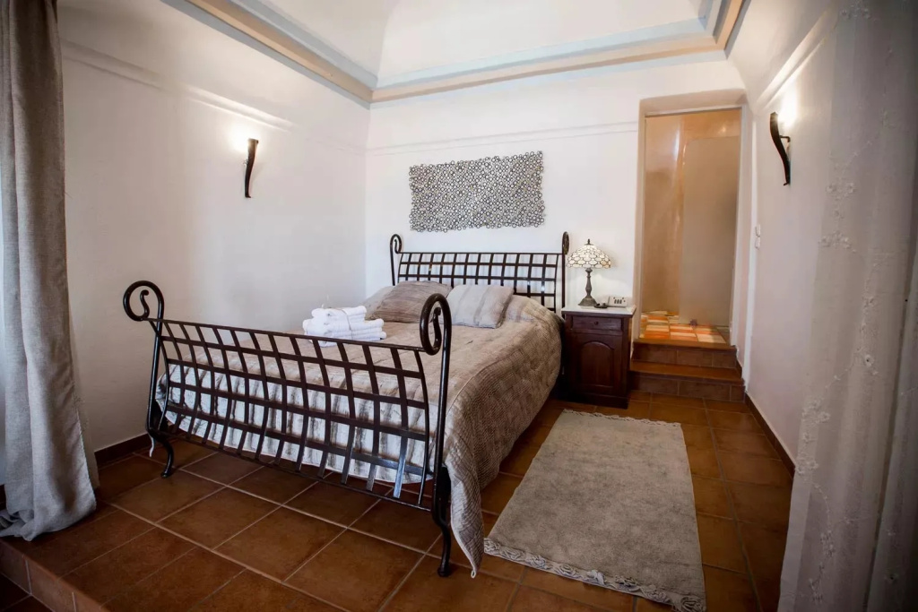 Deluxe Double Studio with Caldera view (full double bed)
