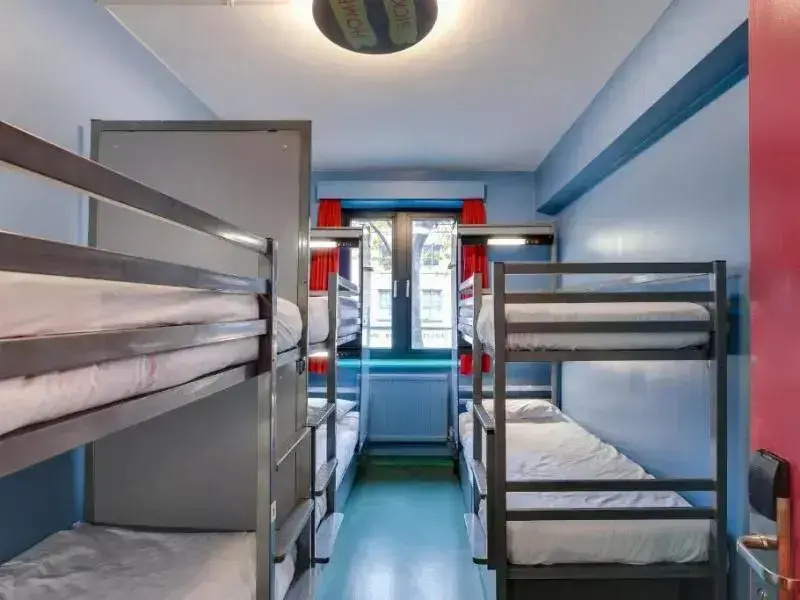 Private Sextuple room