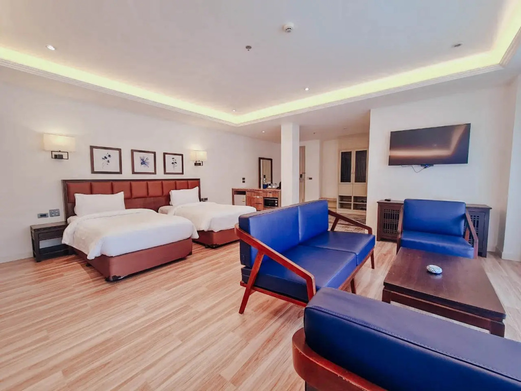 Семейный люкс Nai Muang в Katathong Golf Resort & Spa