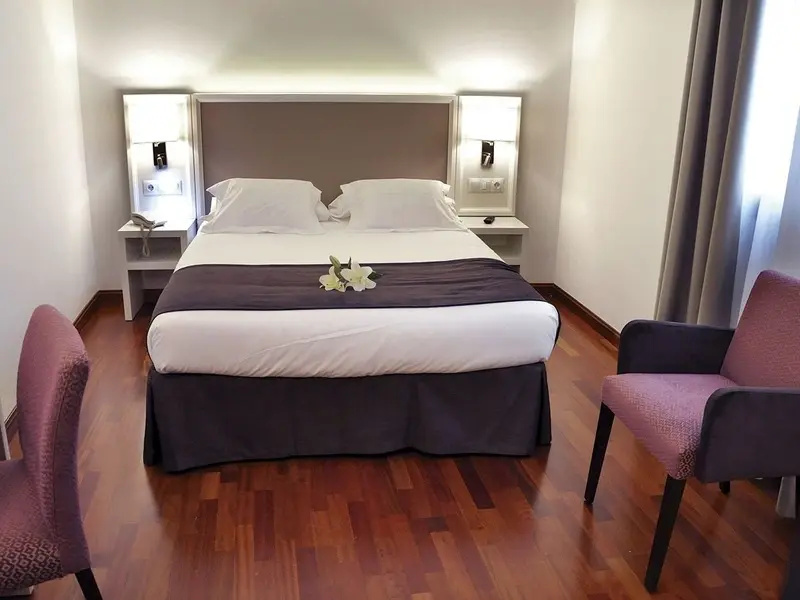 Hotel Maestranza - Chambres