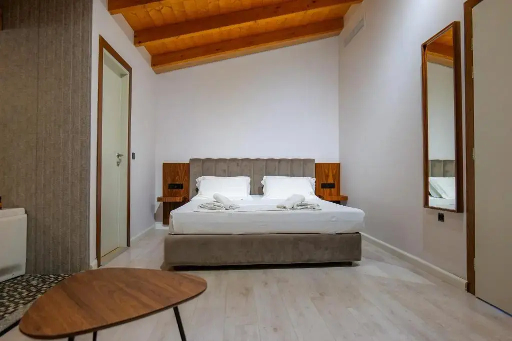 Spa Bath Double room (full double bed)