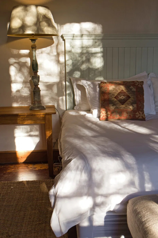 Double Room 4 (full double bed)