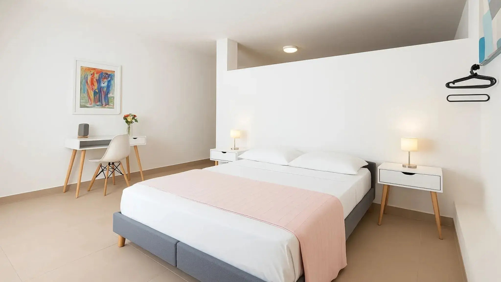 Standard Double Studio (full double bed)