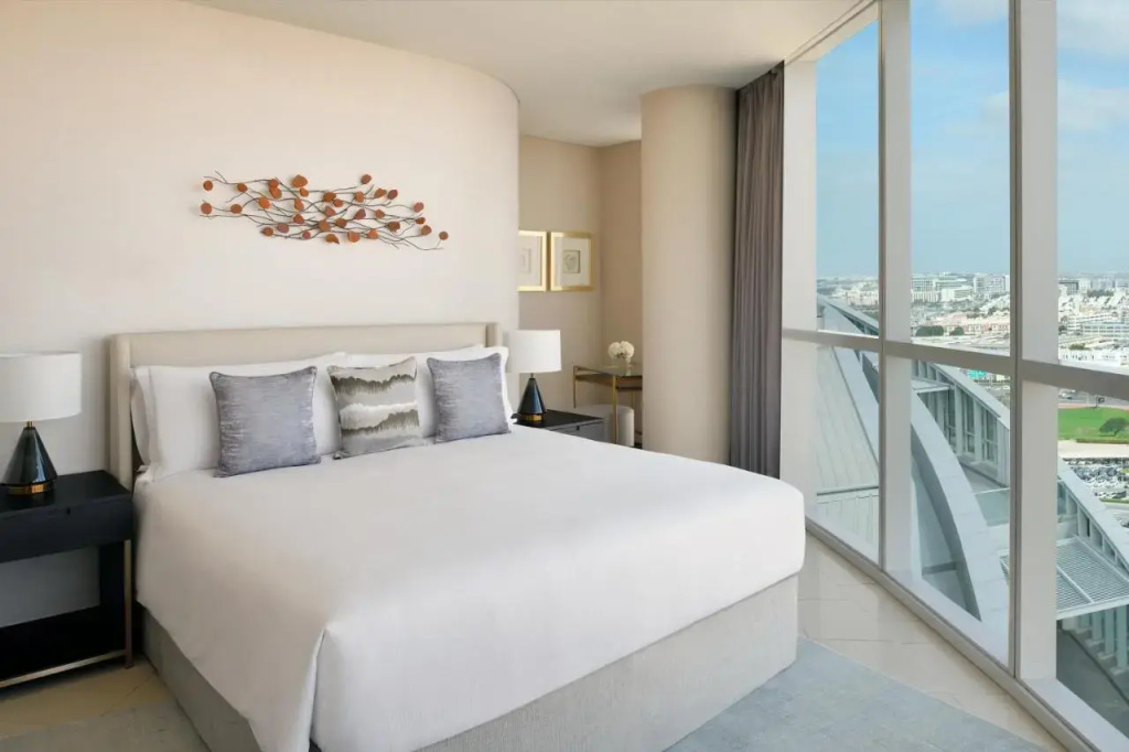 InterContinental Residence Suites Dubai Festival City, an IHG Hotel