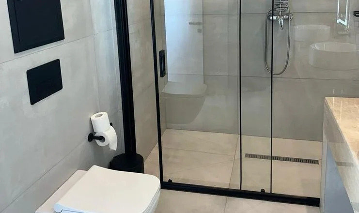 Двухместная люкс-студия c 1 комнатой с видом на море двуспальная кровать в Изумруд