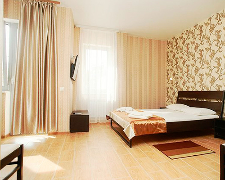 Comfort Quadruple room with balcony