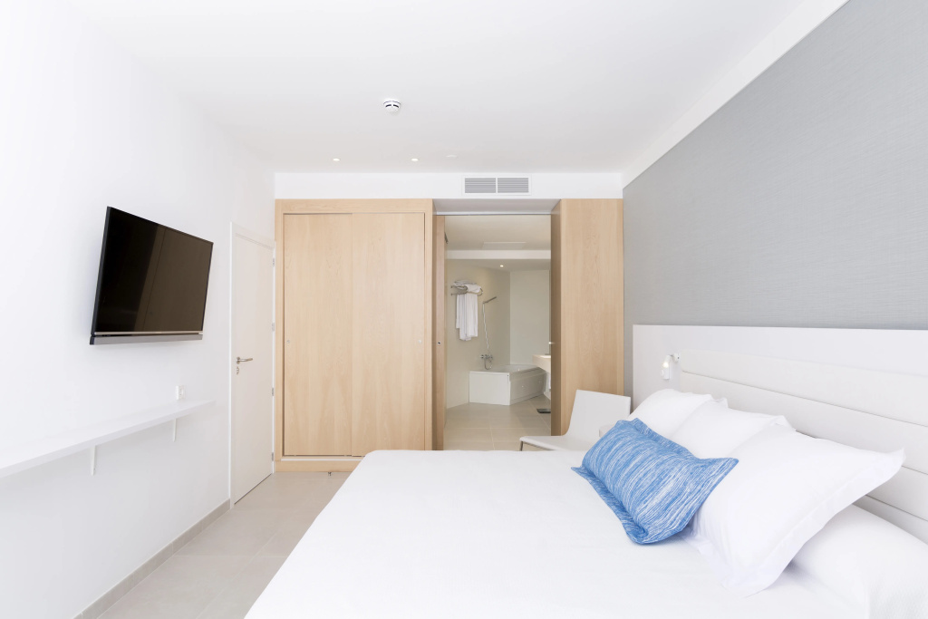 Presidential Double Suite (full double bed)
