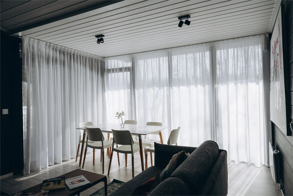 Арт-дом Большой в Изовела