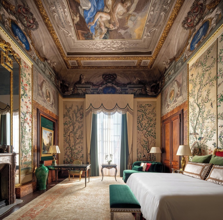 (1)2 Bedrooms Suite (full double bed) (king size bed) at Four Seasons Hotel Firenze in Florence