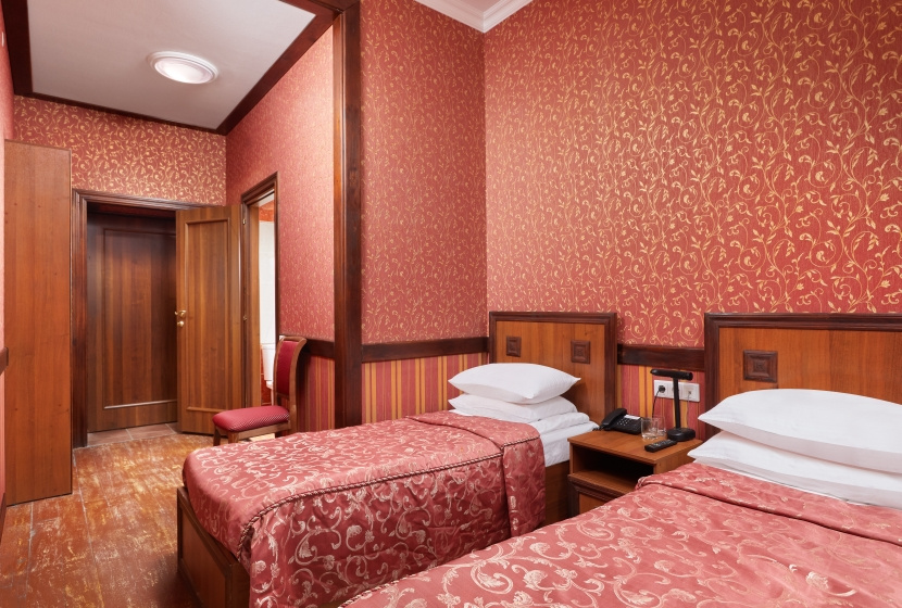 Economy Double room (twin beds)