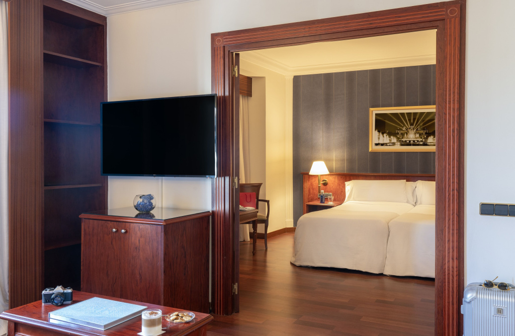 Double Junior Suite (twin beds)
