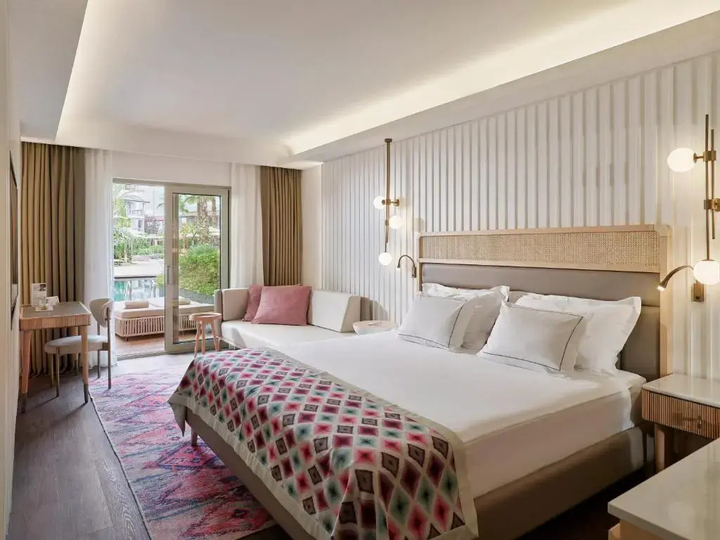 Lara Barut Collection image rooms