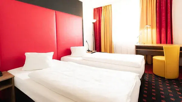 City Double room (twin beds)
