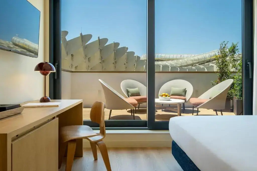 Double Suite Terrace (full double bed)