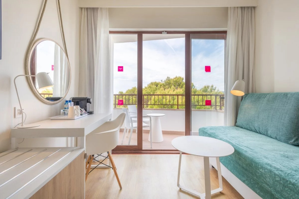 Leonardo Royal Hotel Ibiza Santa Eulalia - Chambres