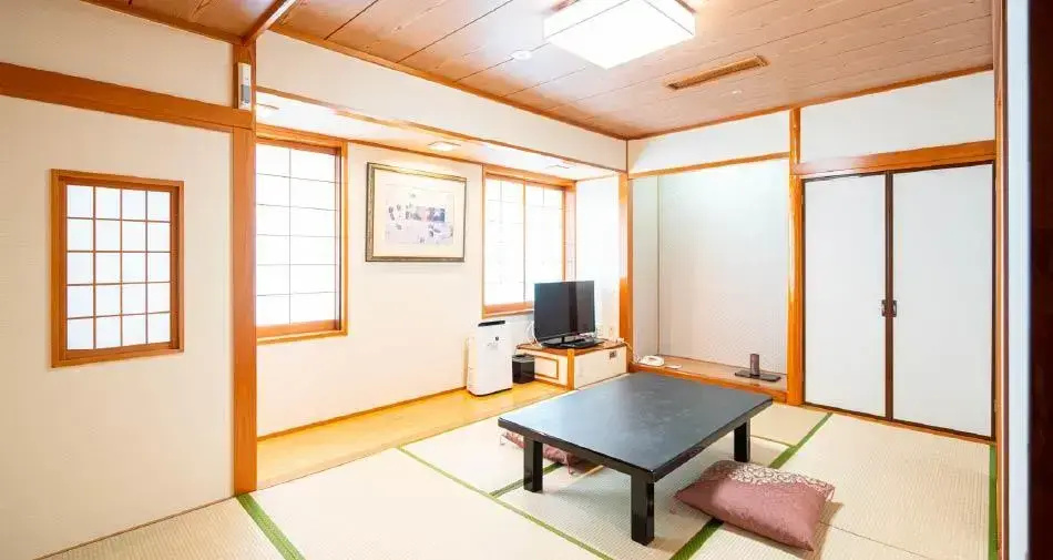 JR Hotel Clement Uwajima - Chambres