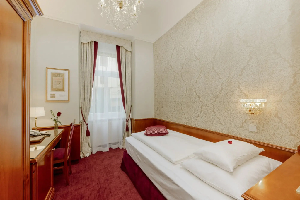 Superior Single room