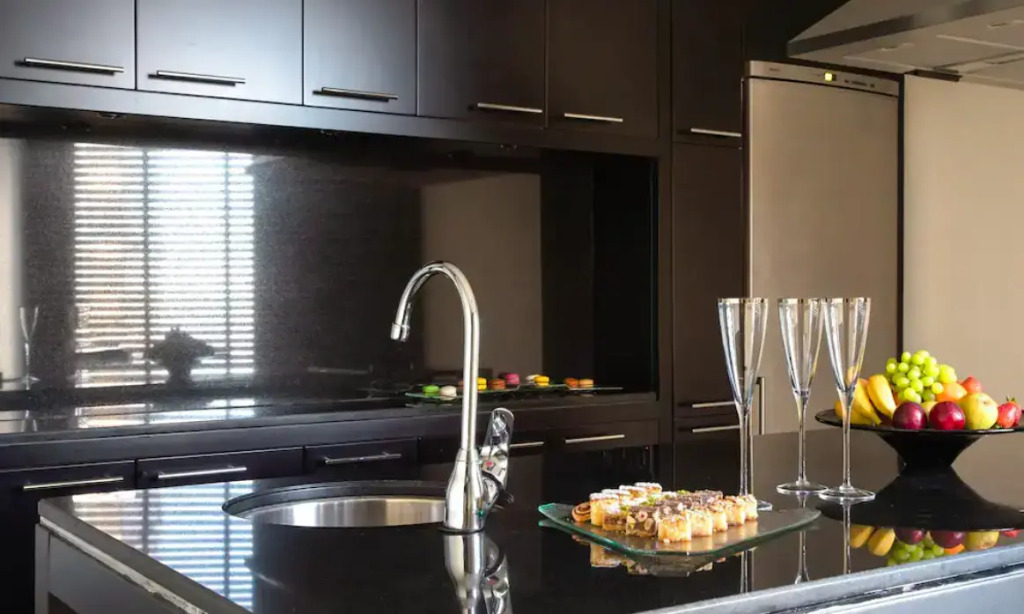 Jumeirah Emirates Towers